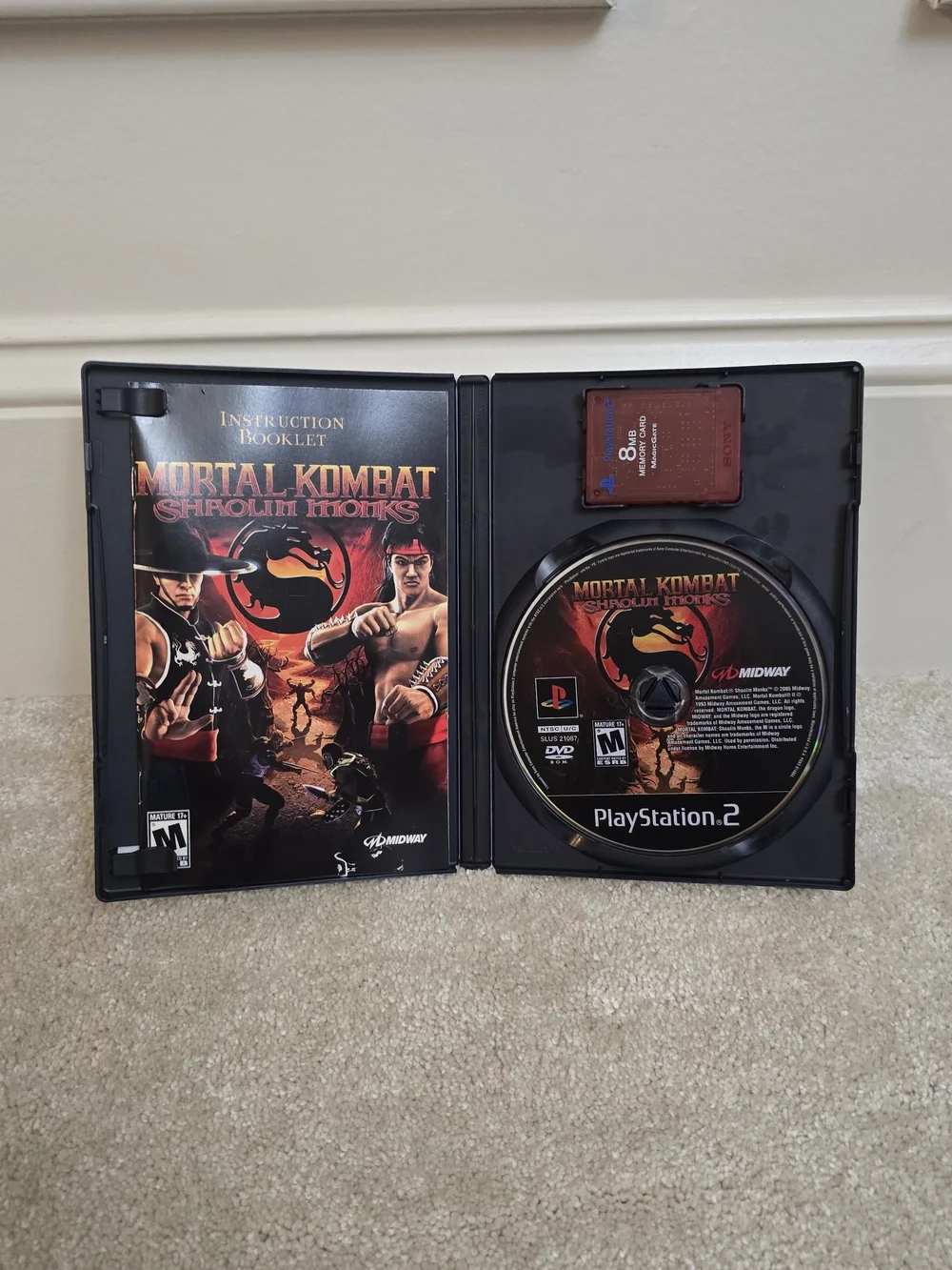 Sony Mortal Kombat: Shaolin Monks - Black/Red Game Case